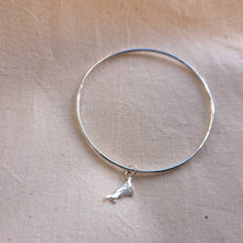 Load image into Gallery viewer, The Lowen Bangle