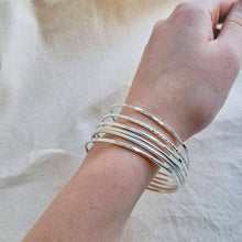 Load image into Gallery viewer, Slim Stacking Bangle