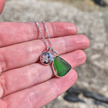 Load image into Gallery viewer, Emerald Green Sea Glass with Skull &amp; Crossbones Pebble Necklace | Cornish Sea Glass Treasure Necklace
